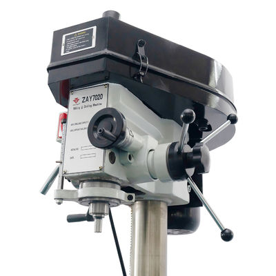 Universalmahlen und Bohrmaschine ZAY7020