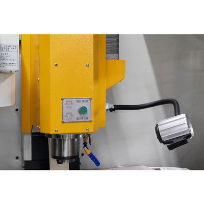 Fräsmaschine-kleine vertikale Maschinen-Mitte VMC24L CNC