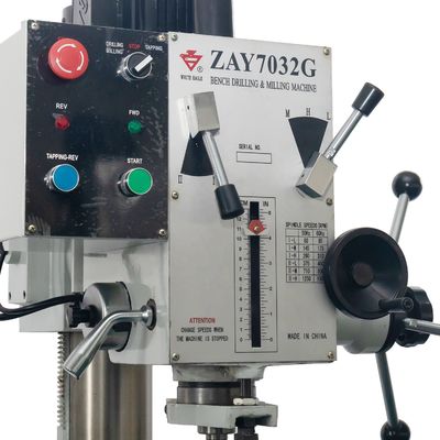 Gang Dirven-Art Bohrungs-Fräsmaschine ZAY7032G
