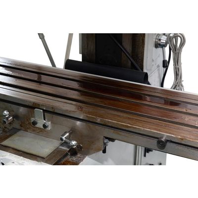 Horizontale und vertikale Universalfräsmaschine ZAY7550